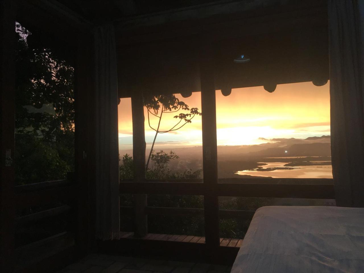 Pousada Villa Sao Pedro 가로파바 외부 사진